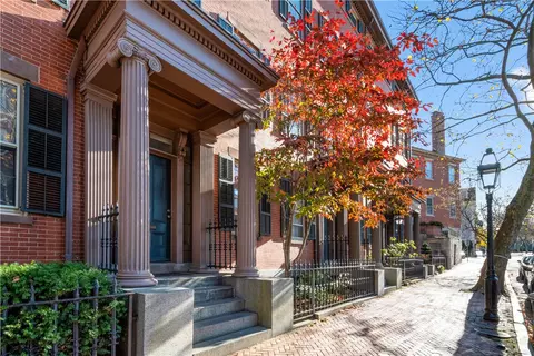 261 Benefit St #1, Providence, RI 02903