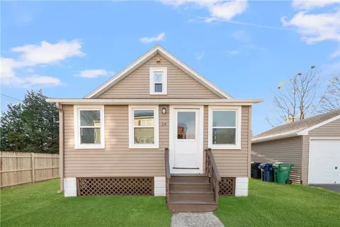 14 Wheeler St, Warwick, RI 02889 photo 16