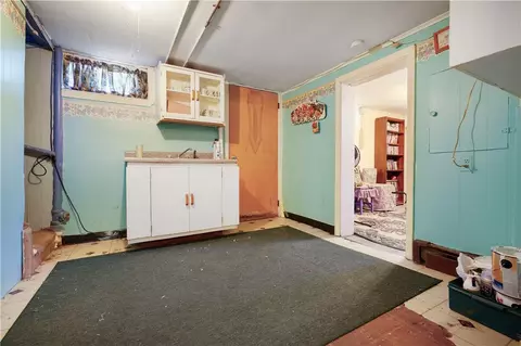 1688 Bay St, Fall River, MA 02724 photo 25