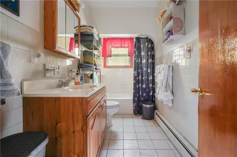 1688 Bay St, Fall River, MA 02724 photo 34