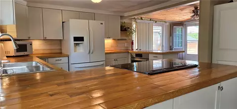 Kitchen - 24 Arthur Ave, Woonsocket, RI 02895 photo 3 of 5