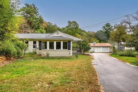 50 Neck Hill Rd, Hopedale, MA 01747