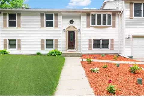 320 Old Snake Hill Rd, Glocester, RI 02814 photo 3