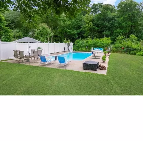 320 Old Snake Hill Rd, Glocester, RI 02814 photo 38