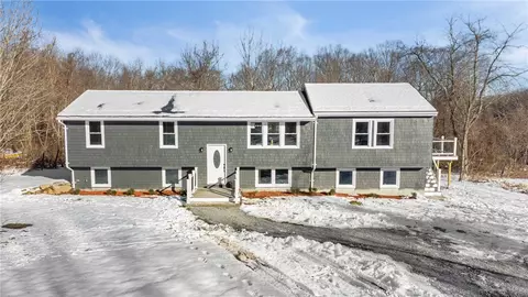 635 Town Farm Rd, Burrillville, RI 02859