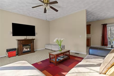 57 Sycamore St, Woonsocket, RI 02895 photo 24