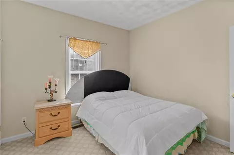 57 Sycamore St, Woonsocket, RI 02895 photo 10