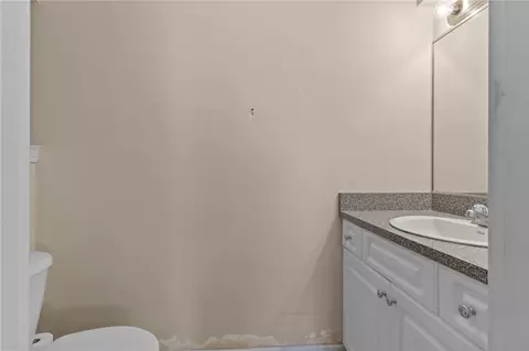 57 Sycamore St, Woonsocket, RI 02895 photo 23