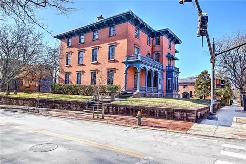 200 Hope St, Providence, RI 02906