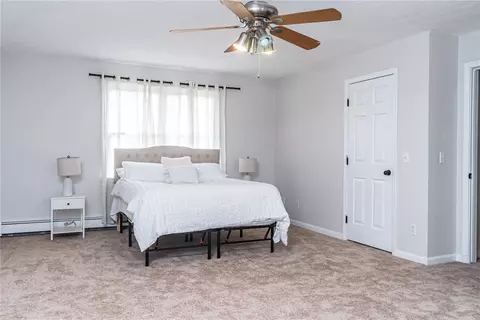 301 Oregon Ave, Woonsocket, RI 02895 photo 15
