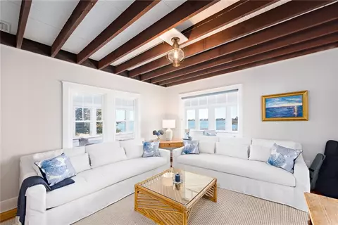 Living - 4 Grenolds Way, Westerly, RI 02891 photo 4 of 5