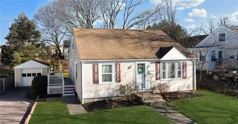 46 Hatherly St, North Providence, RI 02911