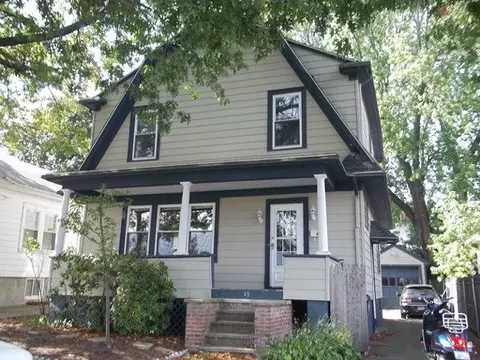 48 Winrooth Ave, Providence, RI 02908