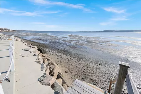 317 Claypool Dr, Warwick, RI 02886 photo 20