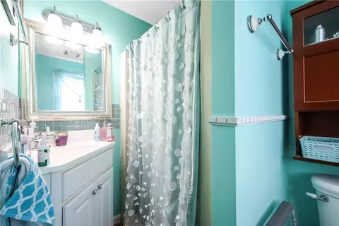 317 Claypool Dr, Warwick, RI 02886 photo 11