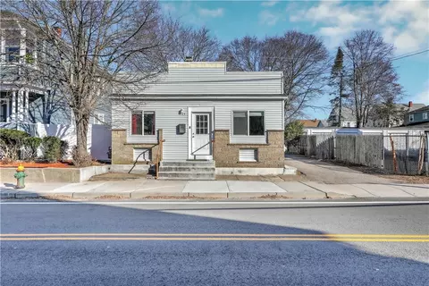 245 Woonasquatucket Ave, North Providence, RI 02911