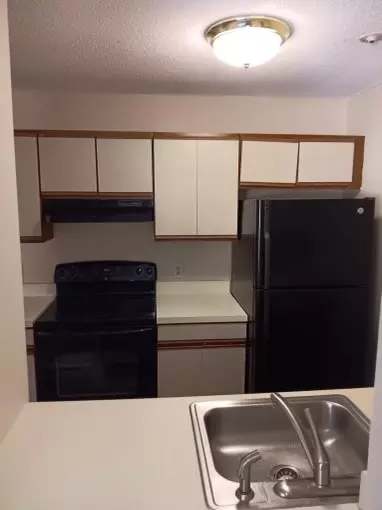 Kitchen - 9 Apache Dr #F, Westerly, RI 02891 photo 1 of 2