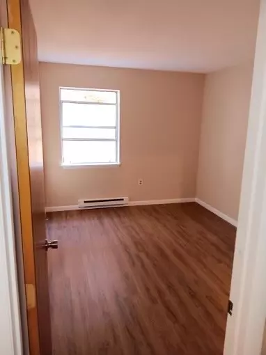 Bedroom - 9 Apache Dr #F, Westerly, RI 02891 photo 2 of 3