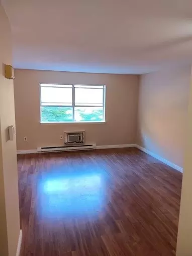 Living - 9 Apache Dr #F, Westerly, RI 02891 photo 2 of 3