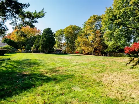 30 Timothy Dr, Westerly, RI 02891 photo 12