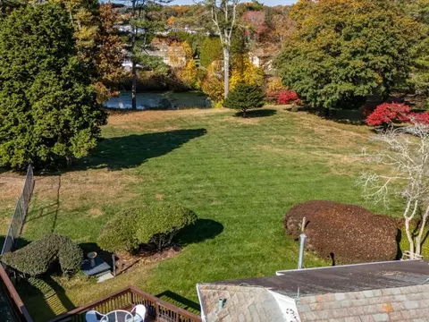 30 Timothy Dr, Westerly, RI 02891 photo 7