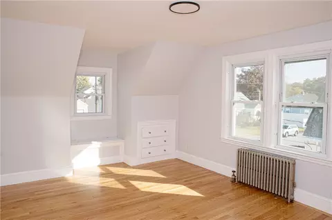 Bedroom - 1 Palm Blvd, Warwick, RI 02888 photo 2 of 4