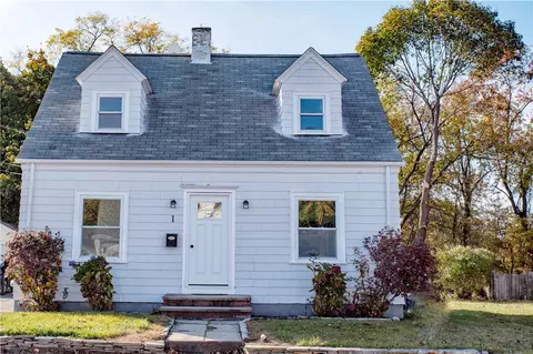 Exterior - 1 Palm Blvd, Warwick, RI 02888 photo 3 of 8