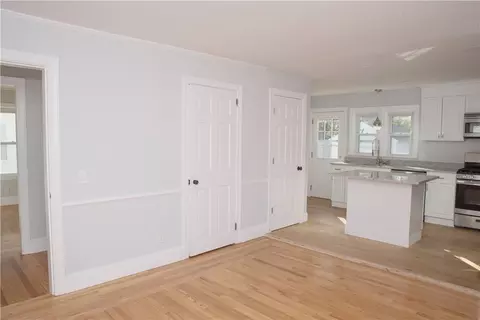 Living - 1 Palm Blvd, Warwick, RI 02888 photo 1 of 6