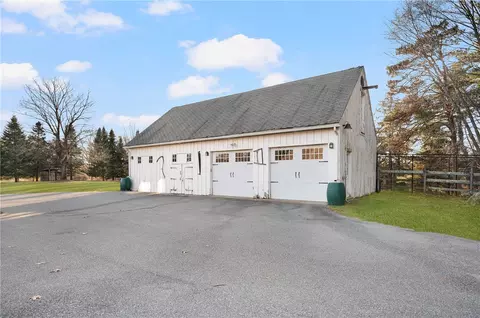 Exterior - 59 Phillips Ln, Glocester, RI 02829 photo 10 of 11