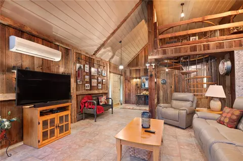 Living - 59 Phillips Ln, Glocester, RI 02829 photo 5 of 6