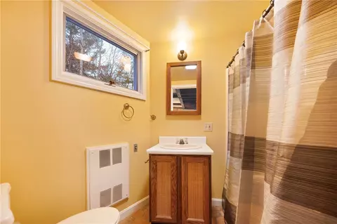 Bath - 59 Phillips Ln, Glocester, RI 02829 photo 6 of 6