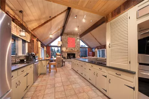 Kitchen - 59 Phillips Ln, Glocester, RI 02829 photo 2 of 4