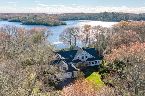 839 Ministerial Rd, South Kingstown, RI 02879