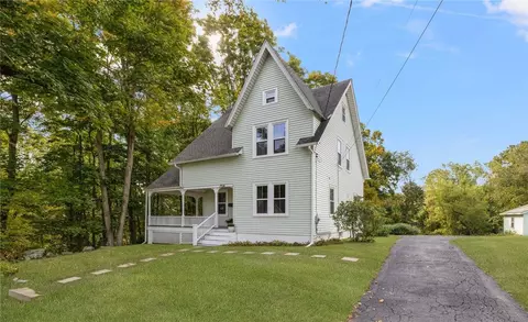 256 Phillips St, North Kingstown, RI 02852