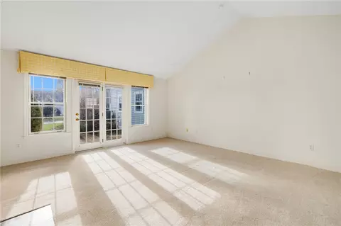 Living - 308 Corey Ln, Middletown, RI 02842 photo 4 of 8