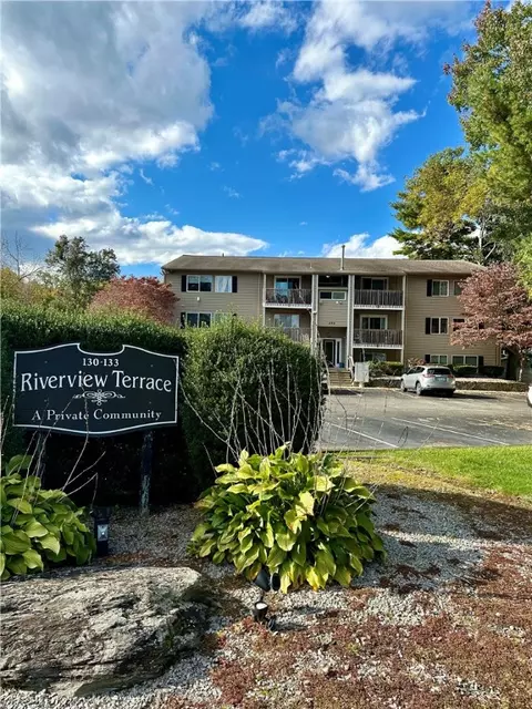 133 Fordson Ave #4, Cranston, RI 02910