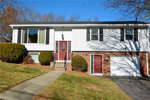115 Orlando Dr, North Providence, RI 02904