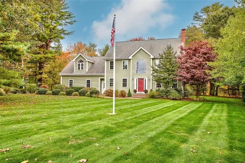 204 Brook St, Rehoboth, MA 02769