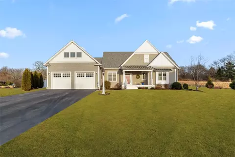 192 E Matunuck Farm Dr, South Kingstown, RI 02879