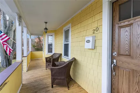 20 Birch St, Warwick, RI 02888 photo 4