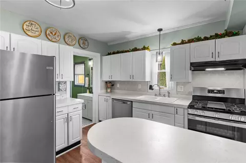 20 Birch St, Warwick, RI 02888 photo 12