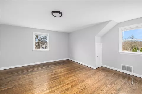 25 Ridgeway Dr, Warren, RI 02885 photo 21