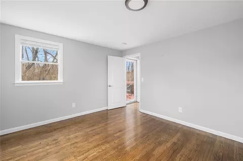25 Ridgeway Dr, Warren, RI 02885 photo 7