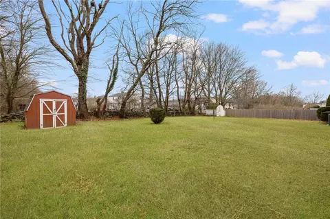 25 Ridgeway Dr, Warren, RI 02885 photo 34