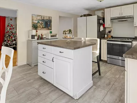 Kitchen - 1712 Flat River Rd, Coventry, RI 02816 photo 2 of 3