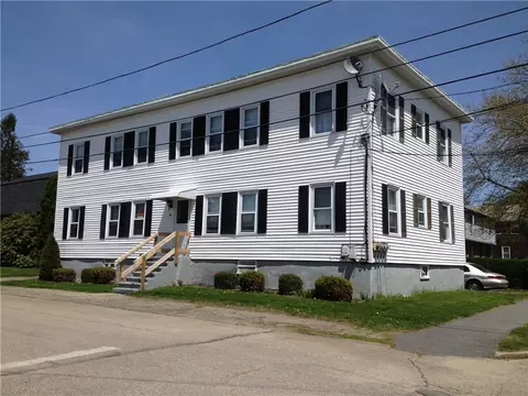 43 E St, Bristol, RI 02809 photo 1