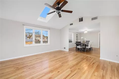 Living - 169 Bartlett Dr, Warwick, RI 02886 photo 5 of 5