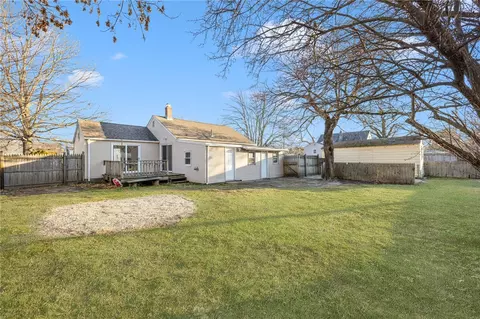 Exterior - 169 Bartlett Dr, Warwick, RI 02886 photo 2 of 6