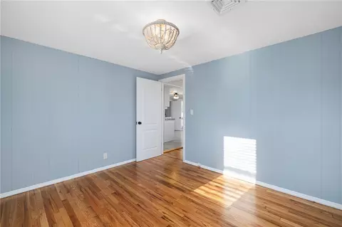 Bedroom - 169 Bartlett Dr, Warwick, RI 02886 photo 2 of 5