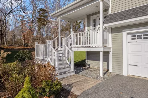 Exterior - 1209 Centerville Rd #5, Warwick, RI 02886 photo 2 of 10